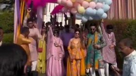 Exploze balónků na svatbě v Indii