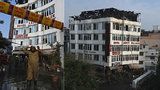 Ničivý požár hotelu v Dillí: V plamenech zemřelo 17 lidí, včetně malého dítěte