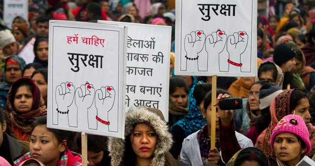 Znásilnění je v Indii téměř na denním pořádku. Lidem už dochází trpělivost.