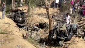 V Indii se při vojenském cvičení zřítily dva stíhací letouny 