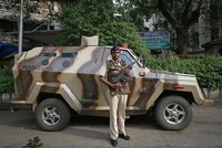 Indický magnát byl obviněn z vraždy: Najel do „pomalého dveřníka“
