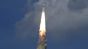 Indie vyslala do vesmíru raketu se sondou Čandrájan-3 (14. 7. 2023)