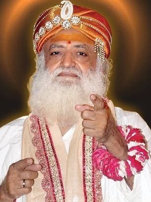 Asaram označil za jednoho z viníků i ženu, která přišla při brutálním útoku o život.