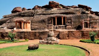 Chrámy v indickém státě Karnátaka jsou dávným dědictvím dynastie Čálukjovců