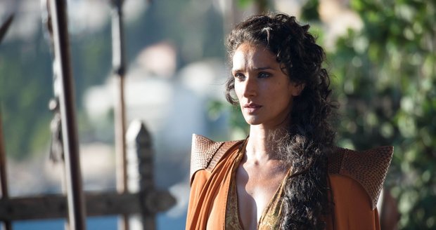 Indira Varma jako Ellaria Písek