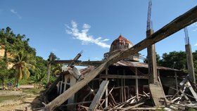 V důsledku otřesů je možné očekávat nebezpečné vlny tsunami.