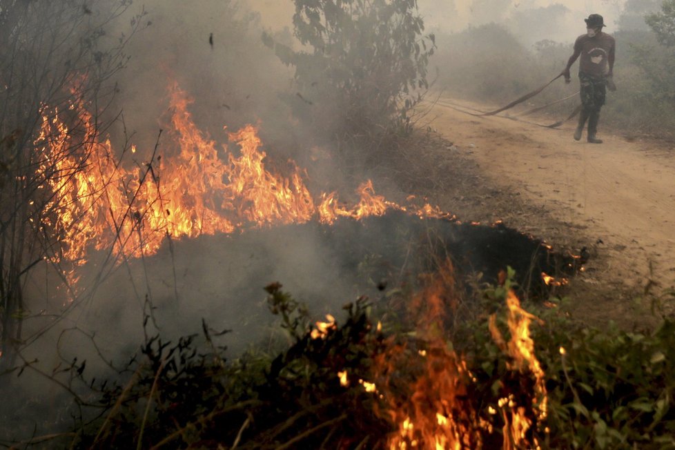 Obří požáry v Indonésii