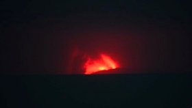 Erupce sopky Anak Krakatau.