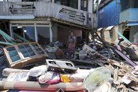 Dovolenkovým rájem otřáslo silné zemětřesení, úřady varovaly před tsunami