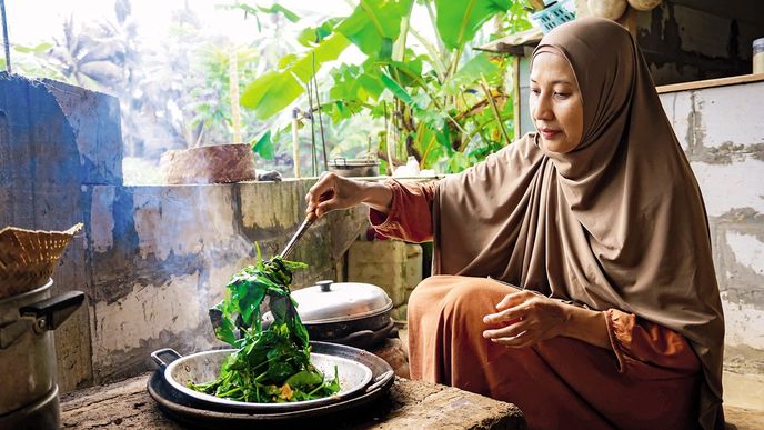Tradičně se vaří ve velkém a na ohni Tradičně se vaří ve velkém a na ohni