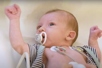 Zázrak pár hodin po narození! Lékaři z Motola zachránili život chlapečkovi s infarktem