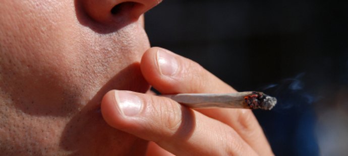 Kouření marihuany zvyšuje riziko mrtvice a infarktu