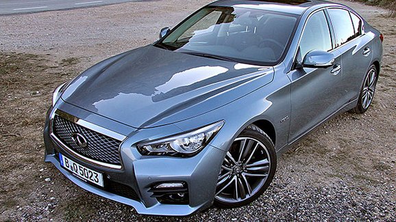 TEST Infiniti Q50: První jízdní dojmy