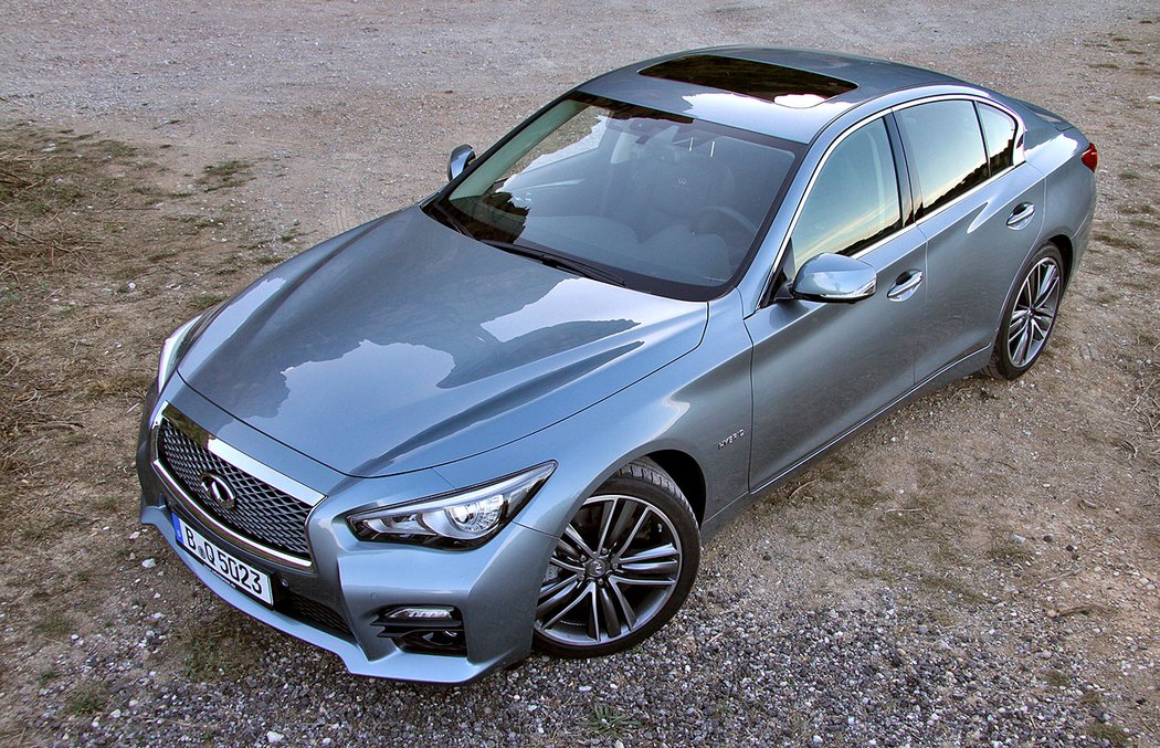 Infiniti Q50