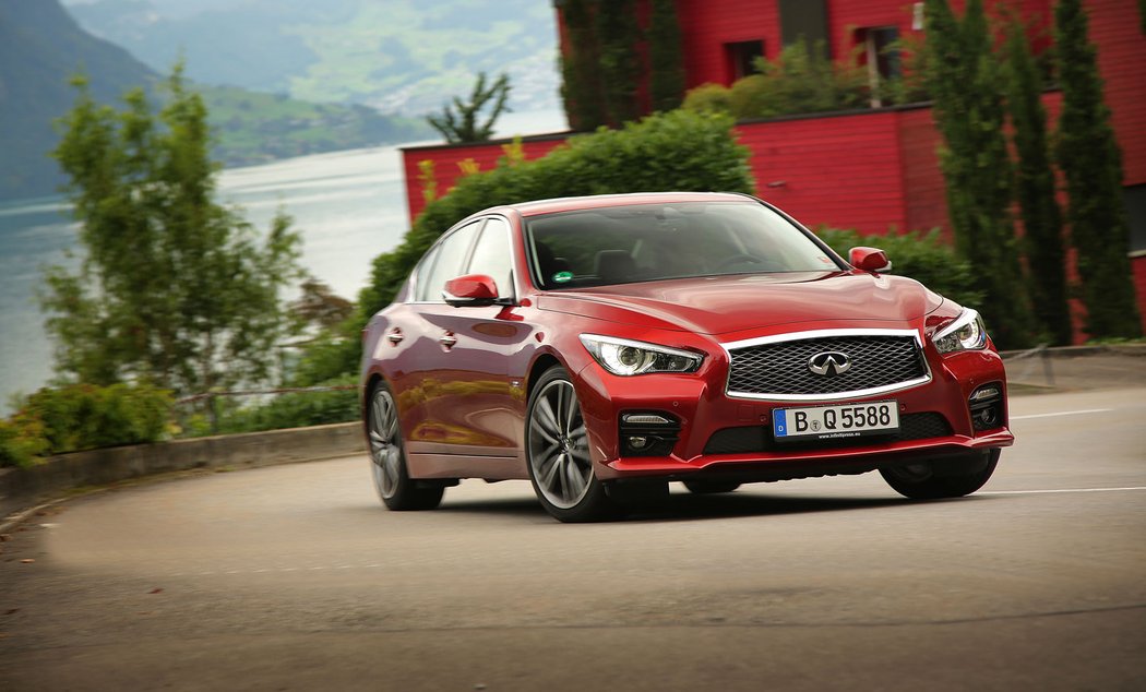 Infiniti Q50