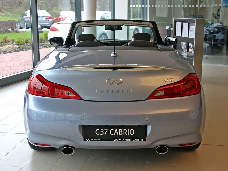 Infiniti G