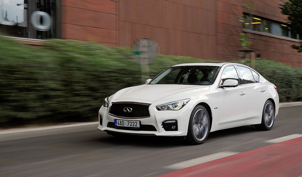 Infiniti Q50