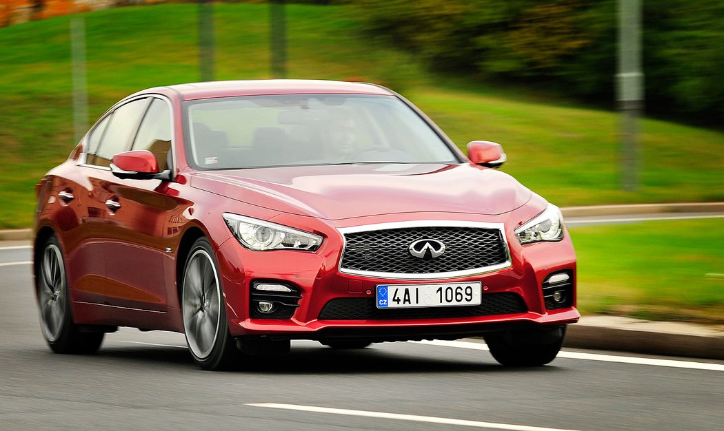 Infiniti Q50