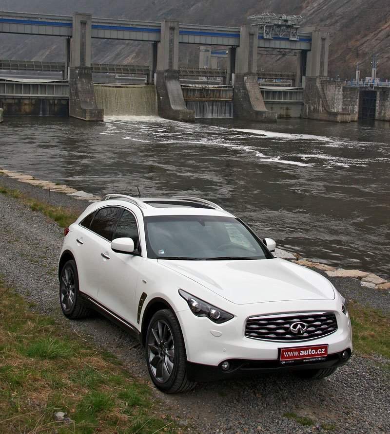 Infiniti FX