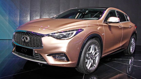 Infiniti Q30 živě: Japonské Ačko boduje! (+video)