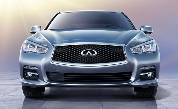 Infiniti potvrdilo Q60 Coupe a výkonné sportovní verze