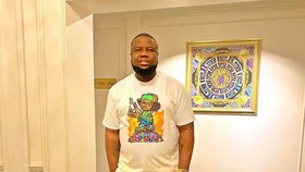 Nigerijec Raymond Abbas alias Hushpuppi je obviněn z podvodu v přepočtu za 10 miliard korun.