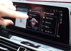 Video: Infotainment BMW má nejlepší ovládání na světě. A umí Apple CarPlay bez kabelu