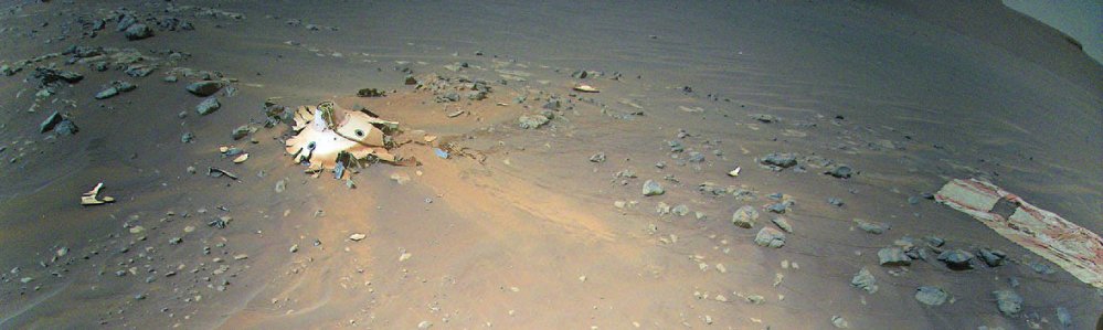 První marsovský vrtulník Ingenuity našel zbytky krytu s padákem, který byl použit při přistání jeho a roveru Perseverance