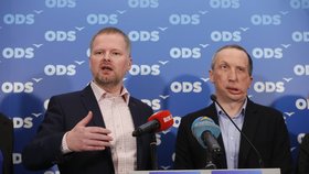 Předseda ODS Petr Fiala a poslanec Václav Klaus ml. (ODS