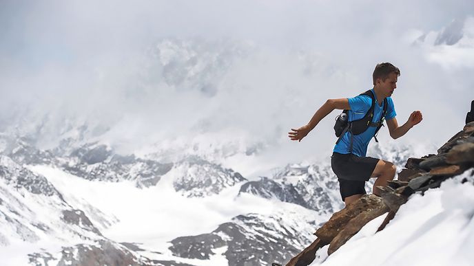 Při extrémním závodu vyběhnou sportovci až do výšky tří tisíc metrů nad mořem