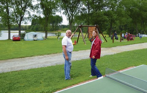 Camping Vidlák: Nizozemská komunita uprostřed lesů