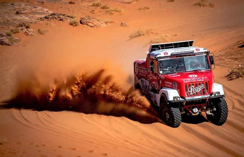 Dakar 2020 Instaforex Loprais Praga