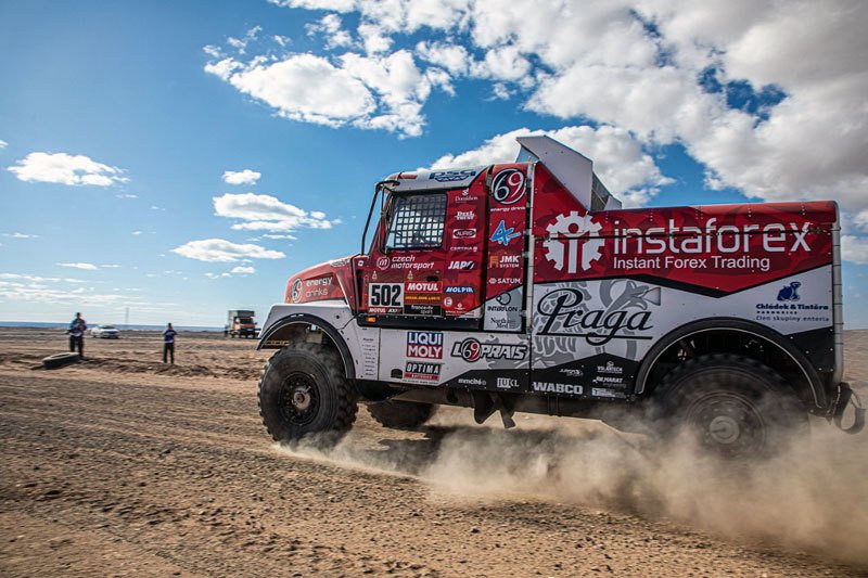 Dakar 2020 Instaforex Loprais Praga