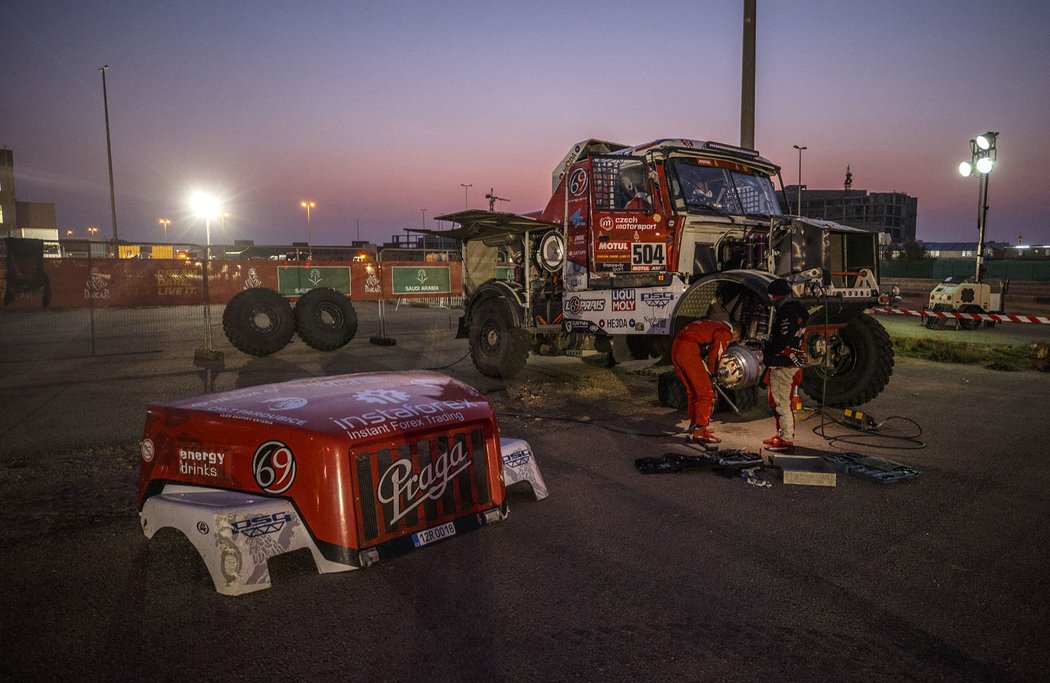 Rallye Dakar 2021, 8. etapa, Instaforex Loprais Team