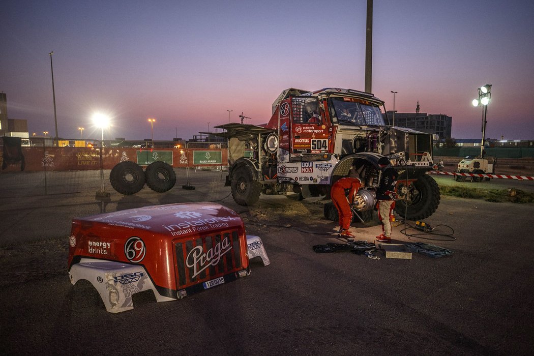 Rallye Dakar 2021, 11. etapa, Instaforex Loprais Team