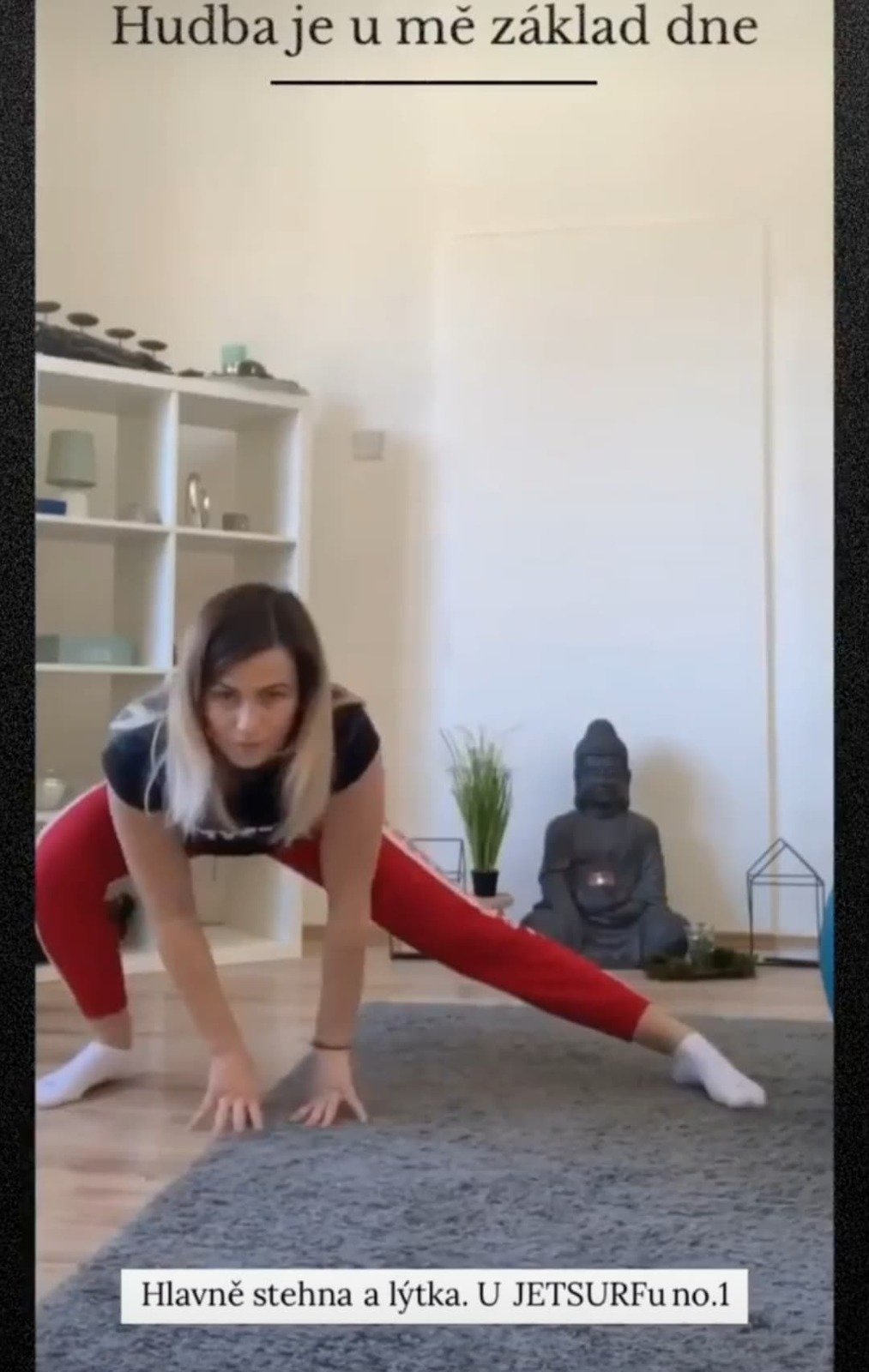 Aneta Šacherová ukázala na Instagramu cviky, které se snaží praktikovat každý den