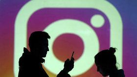 Hvězdy sociálních sítí se bojí o peníze. Instagram skrývá oblíbenost příspěvků