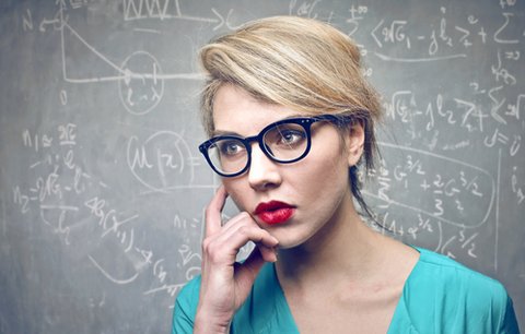 Brýlatí lidé jsou chytřejší, mohou za to geny, uvádí studie. Hipsterské brýle neplatí