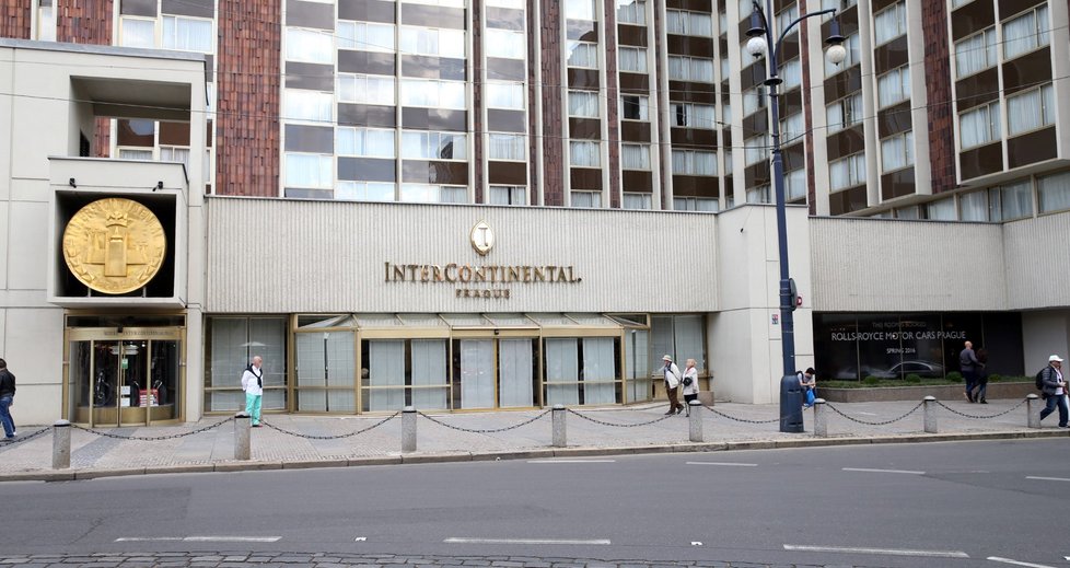 Hotel InterContinental se prodal za pět miliard.