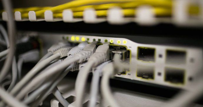 Dotace 11,5 miliard na internet nikdo nechce: Podmínky jsou příliš složité a úspěch žádosti je nejistý.