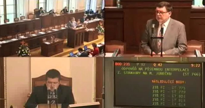 Písemné interpelace na členy vlády 26. 5. 2016: Z ministrů dorazil jen Marian Jurečka.