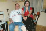 Invalida Georgij Alanija (47) s dcerou Káťou (21). Tvrdí, že ho napadli revizoři, když chtěl vidět jejich průkaz.