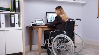 Invalidní důchod a práce v roce 2026: Kolik si smíte vydělat a jak o něj nepřijít? Invalidní důchod a práce v roce 2026: Kolik si smíte vydělat a jak o něj nepřijít?