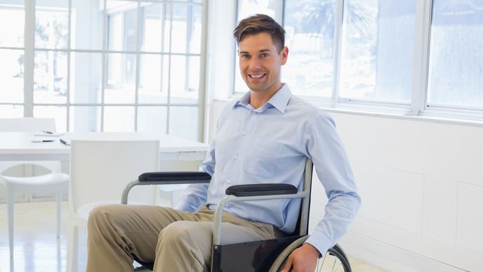 Příznivou zprávou pro rok 2026 je zejména zvýšení minimálních částek pro jednotlivé stupně invalidity. Příznivou zprávou pro rok 2026 je zejména zvýšení minimálních částek pro jednotlivé stupně invalidity.