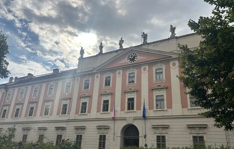Obří proměna pražské Invalidovny začala: Tříletá oprava spolkne rekordní 2,15 miliardy!