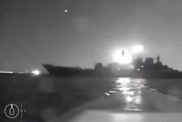 VIDEO: Rusové přišli o ropuchu. Ukrajinci přesným zásahem zničili výsadkovou loď