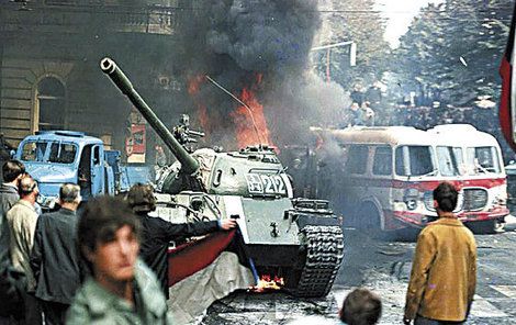 Srpen 1968 Invaze vojsk Varšavské smlouvy. 