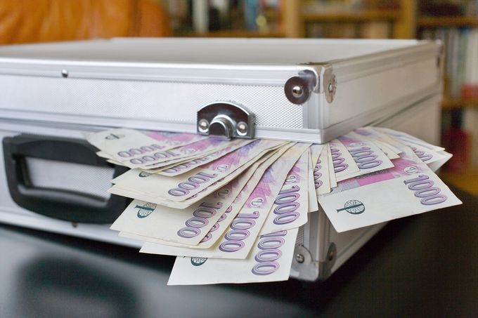 Kolik peněz máte na spořicím účtu? Tuhle částku by měl mít každý Čech Kolik peněz máte na spořicím účtu? Tuhle částku by měl mít každý Čech