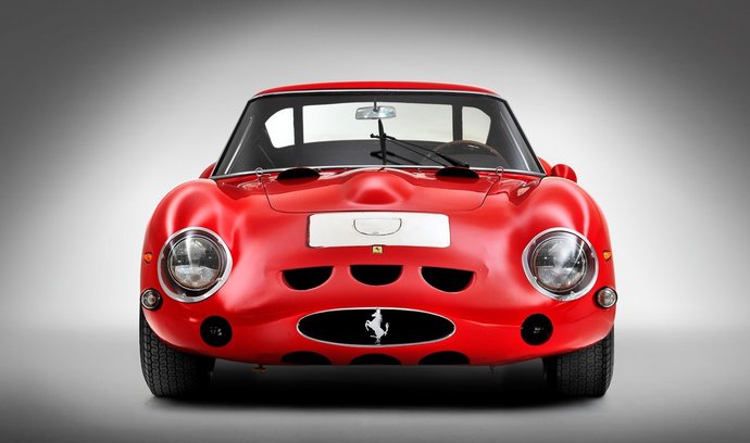 Toto Ferrari 250 GTO (1962-1963) vydražil aukční dům Bonhams v roce 2014 za 38 mil. dolarů (822 mil. Kč).