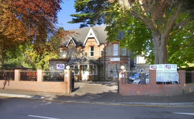 Škola Cavendish School Bournemouth